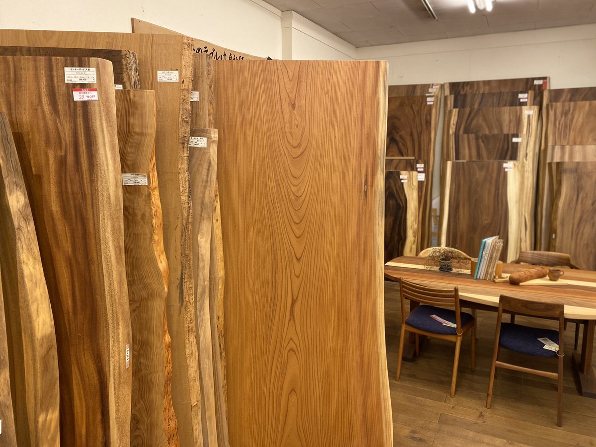 材木屋のおやじとせがれ 頑張れ 仙台育英 夏の風物詩 甲子園 これから 宮城県 仙台育英高校 が登場します 同校がある宮城県の木 仙台市 の木はケヤキ 欅 日本の 銘木 と言えば ケヤキ ケヤキは 大径木 と言い 強く太く逞しく成長します