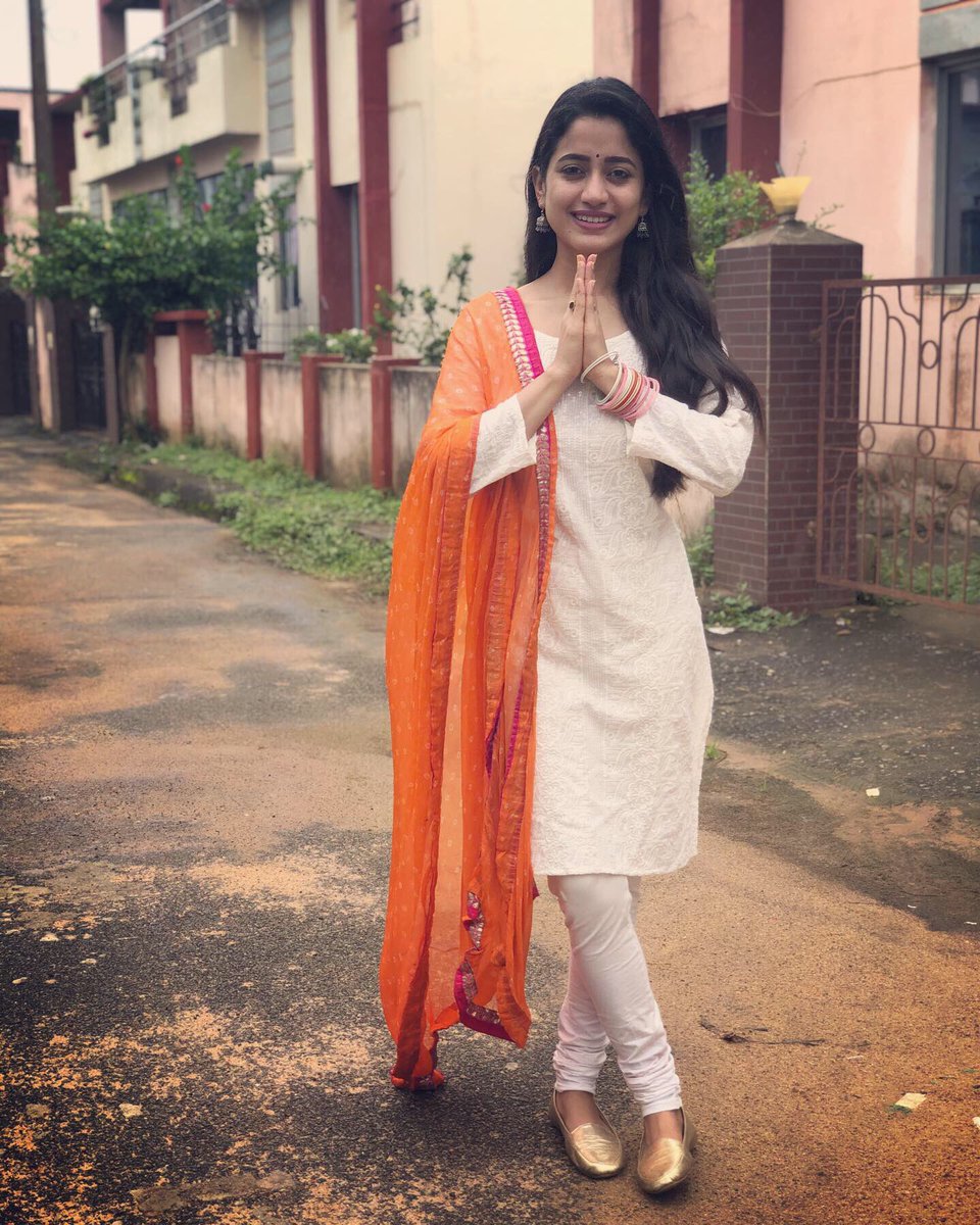 ESamantaray's tweet photo. Thank you to all frontline freedom warriors for protecting us!
#HappyIndependenceDay 🙏🏻🇮🇳❤️ https://t.co/J9gVCIqnmM
