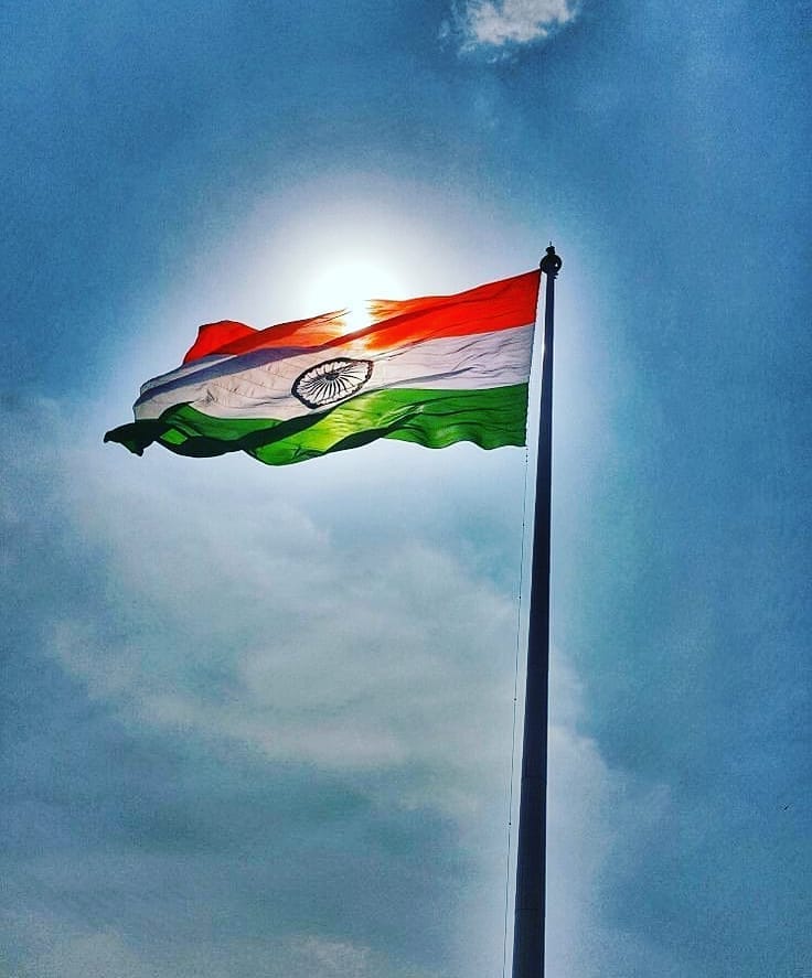 itsakhill's tweet photo. The day that marked the dawn of a new beginning... When Independence became our greatest victory! May this freedom lead our way. Let's always be grateful. 🙏 Happy #IndependenceDay to all my fellow Indians! 😊 Jai Hind🇮🇳 https://t.co/BKVYLMTbK3