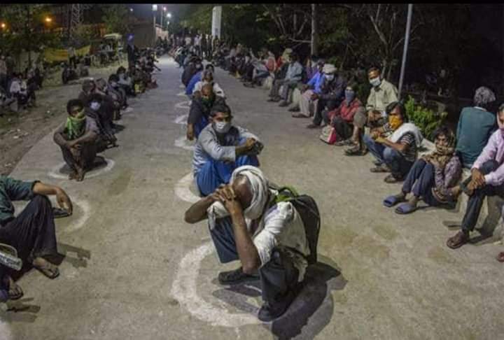 Aurang902's tweet photo. کیا یہی آزادی ہے 😭😭😭
किया यही आज़ादी है 😭😭😭
@MdAurangzebmisb
@aafreen_hayat 
@DrWaseemRazaAsh 
@KamilMisbahi 
@Mohamma85905724 
@RahatKhanQadri 
@ShamseOwaisi
@Allah_Ki_Talwar 
@Spasha16 
@prof_shak 
@SAIFKHANNIZAMI 
@MisbahiTauqeer 
@salmanrazvi1395 
@SFmisbahi 
@501Azeem https://t.co/dEvoMzThw7