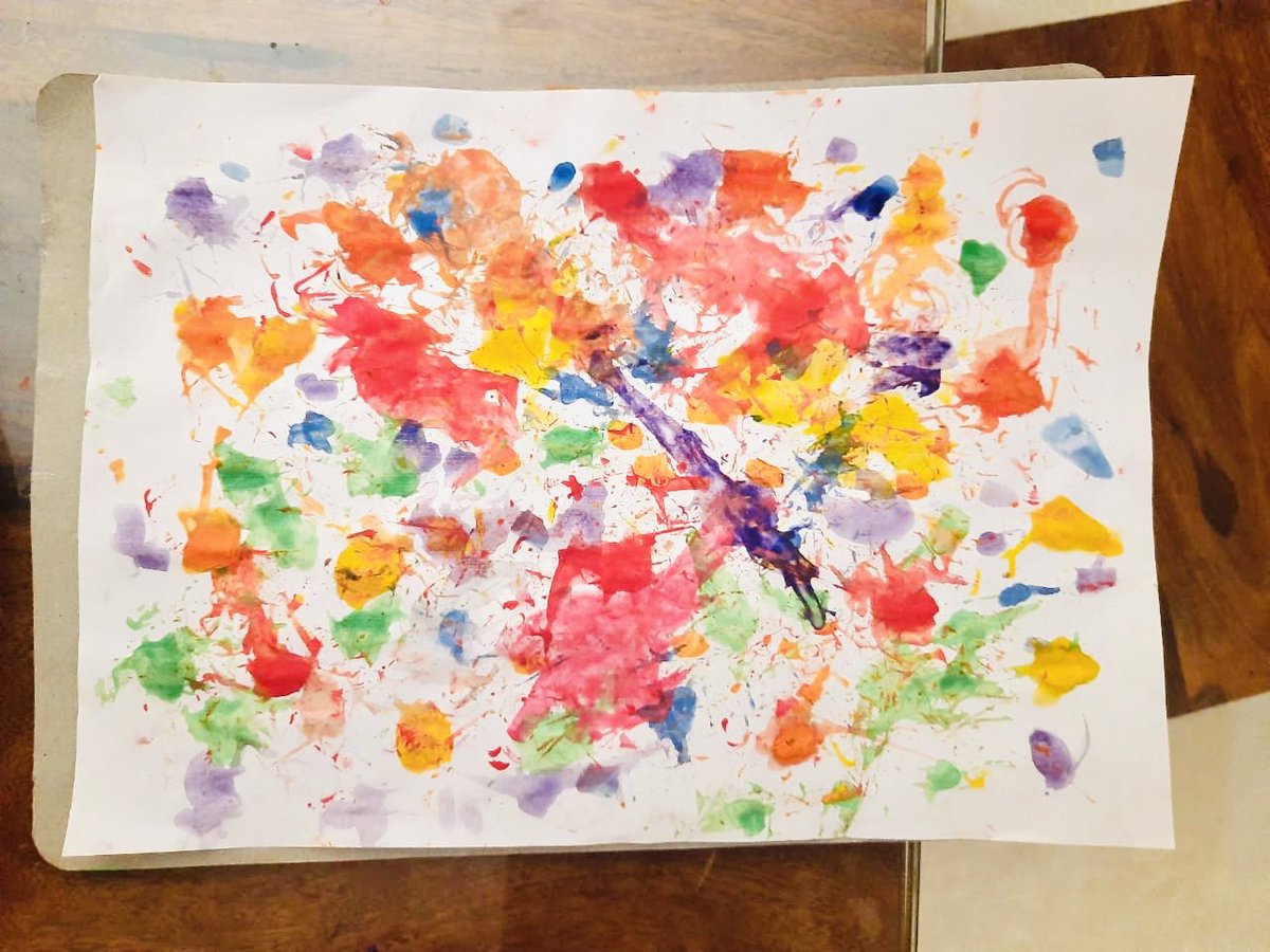 DrAish_Krish's tweet image. “Mr Science meet Mr Art”- Painting with magnets. When my sister introduced me to magnets as a kid I thought they were magical (😊I still do!). #firstgrader #raisingascientist #raisinganartist @vishnuvy