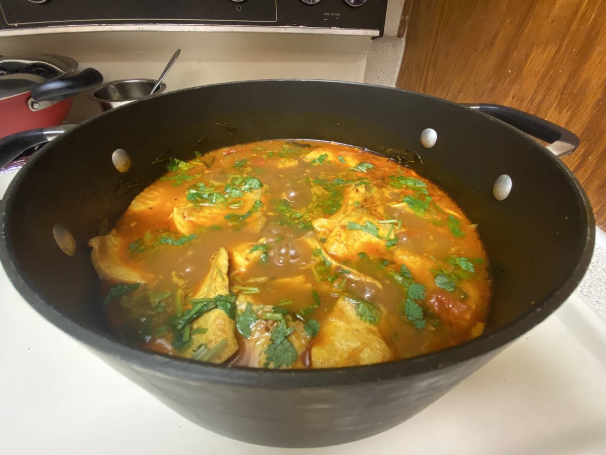 kingchiru15's tweet photo. Chepala Pulusu!😍❤️
#Tilapia #FishPulusu #CookingAtHome https://t.co/iHuNl4gSF2