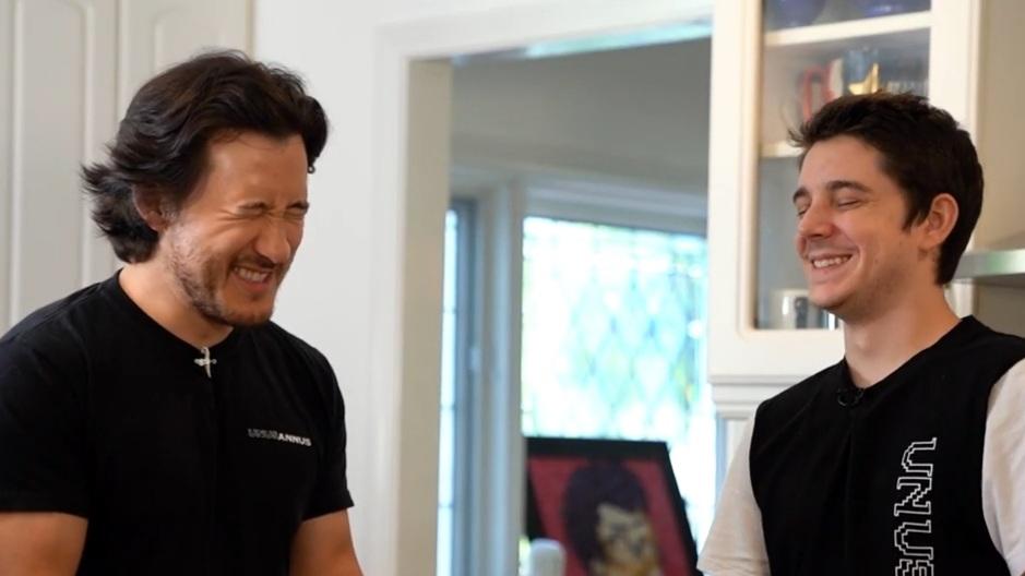 TL CLEANSE : A THREAD eef and mark  or should i say unus annus  #mementomori (because i feel like sharing wholesome pics )