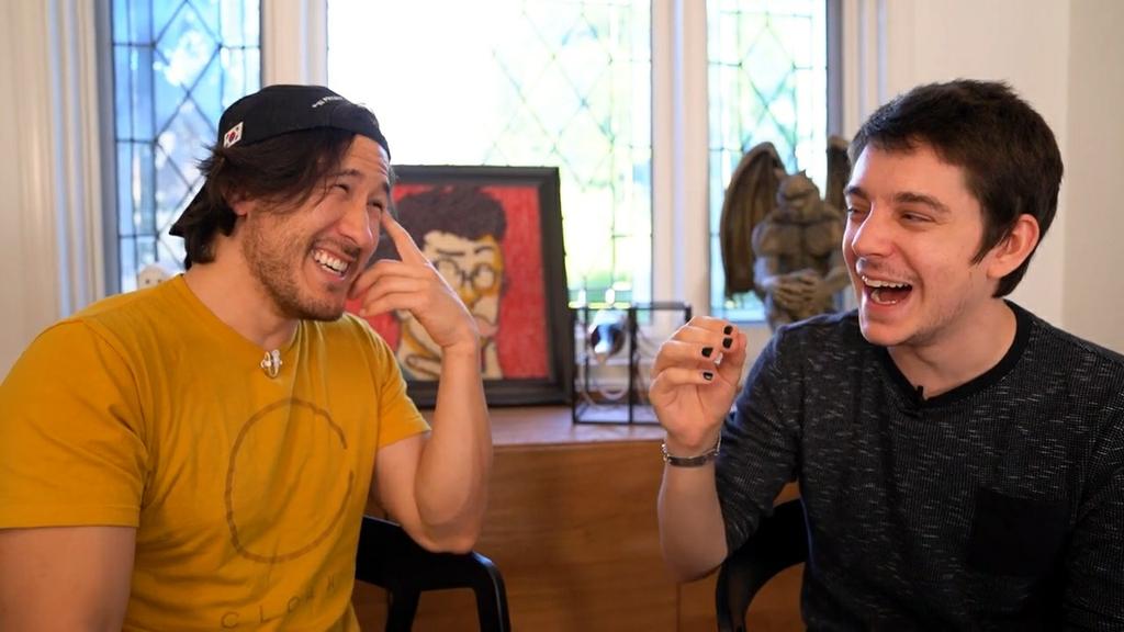 TL CLEANSE : A THREAD eef and mark  or should i say unus annus  #mementomori (because i feel like sharing wholesome pics )