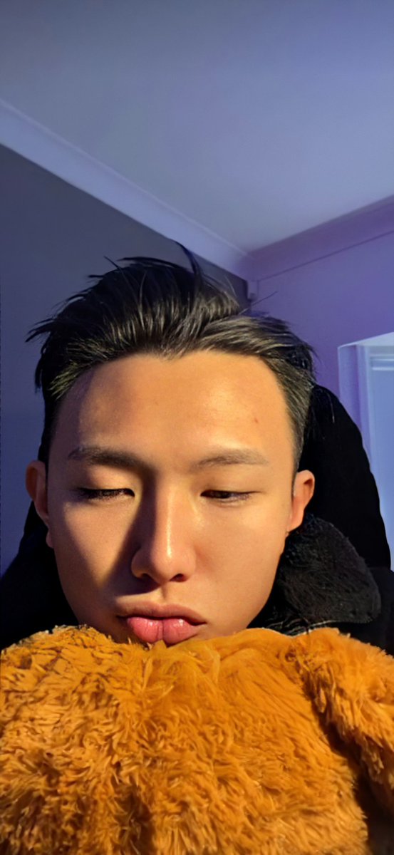 bucinfash's tweet photo. 200815 Fash TikTok LIVE in HD https://t.co/cRUIfWYhwI