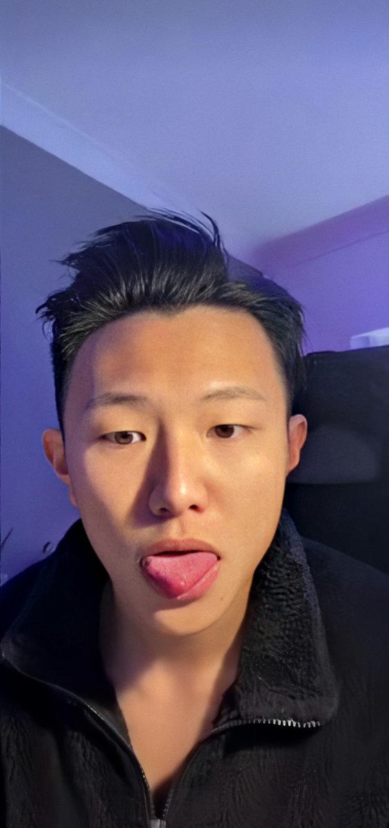 bucinfash's tweet photo. 200815 Fash TikTok LIVE in HD https://t.co/cRUIfWYhwI