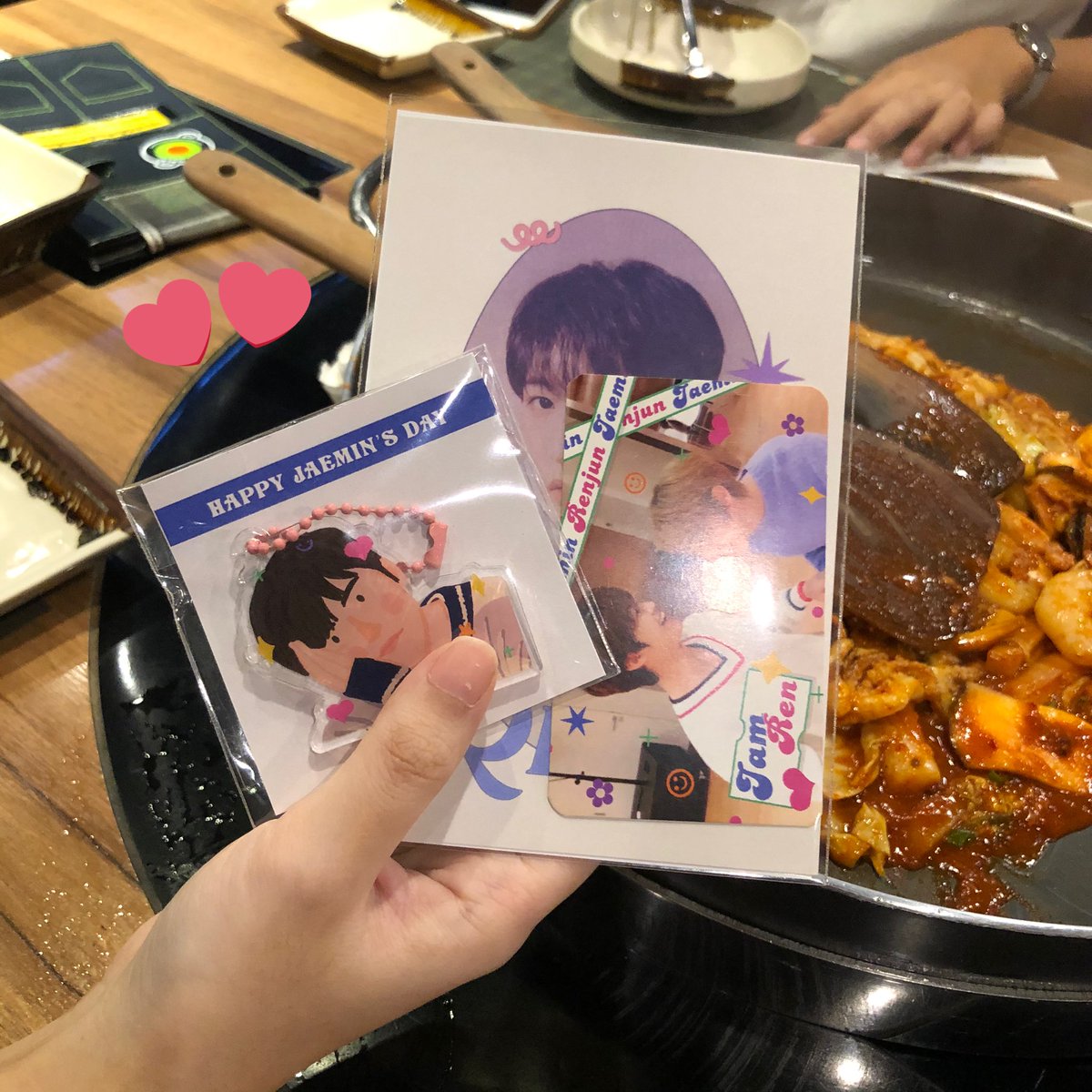 ขอบคุณสำหรับของกอวนะคะ ;__________; รอบที่แล้วม่ายทันได้เจอกัน รอบนี้ได้เจอแน้ววว ขอบคุณต่ะะะ 🤍 @paragtunu