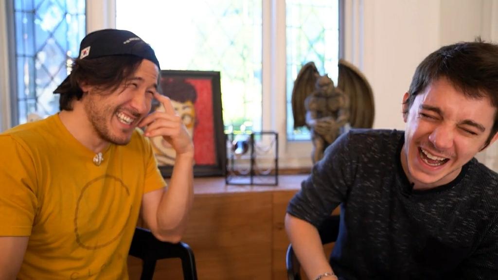 TL CLEANSE : A THREAD eef and mark  or should i say unus annus  #mementomori (because i feel like sharing wholesome pics )