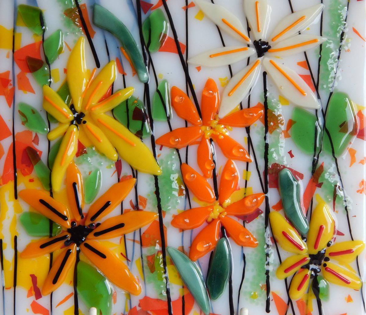 gardensgallery's tweet photo. Looking for something to do this weekend? Can we suggest a visit to the @gardensgallery  

Exhibiting until 17 Aug – Art from the heart

#whatsonglos #whatsonchelt @visitchelt @VisitGlos @VisitCotswolds #buyart #artforsale #opengalleryglos #cotswoldartists #cotswoldevents https://t.co/hnvBgBi5UM