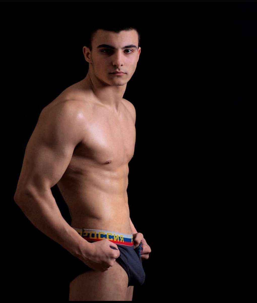 Bulgarian Boy tweet media