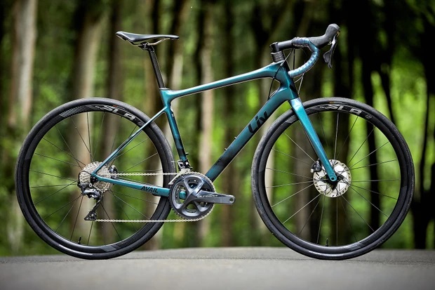 LivCyclingUK's tweet photo. Designed for speed and comfort over longer distances, @bikeradar reviewed the Avail Advanced Pro describing it as a ‘fast and efficient bike for speed addicts’. 

Read the full review here: https://t.co/0VWwIInCYm

Limited stock remaining. 

#LivCyclingUK #LivCommitted https://t.co/DMIAjhtUWl