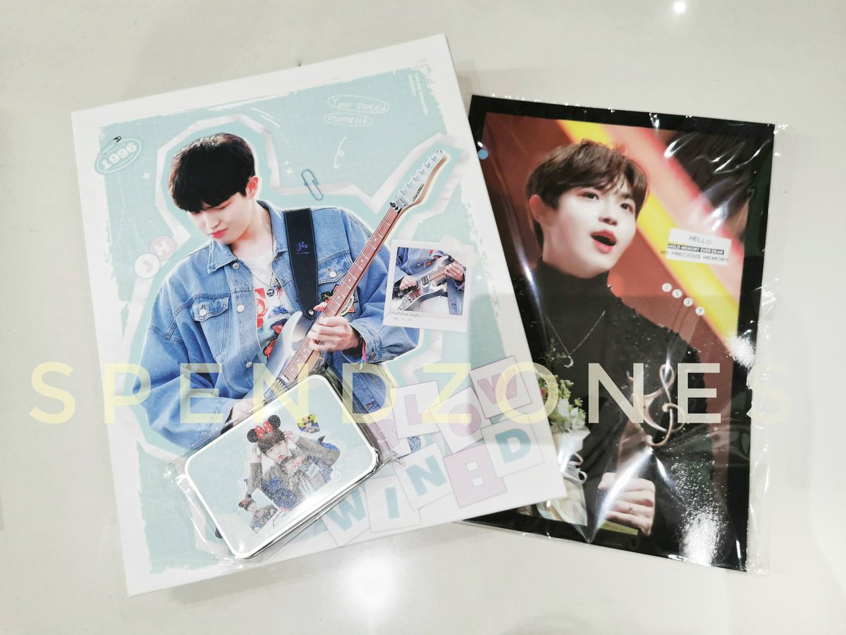 spendzones's tweet photo. [พร้อมส่ง🔥]
🍃เซ็ตแฟ้มใส่การ์ด
-แฟ้มมีแม่เหล็กปิดแฟ้ม/ไส้9ช่อง(15)​/ไส้4ช่อง(5)​/กล่องเหล็ก/เซ็ตการ์ด/โปสเตอร์A4
📍850 บาท มี 1 เซ็ต

🍃แฟ้มใส่การ์ด
-ไม่ได้กล่องเหล็ก/เซ็ตการ์ด​
📍590 บาท มี 1 ชิ้น

📦ส่ง40/60
💌สนใจ DM ได้เลยค่า

#spendzones_พร้อมส่ง
#ตลาดนัดWIND https://t.co/BLOBwAe8Jo