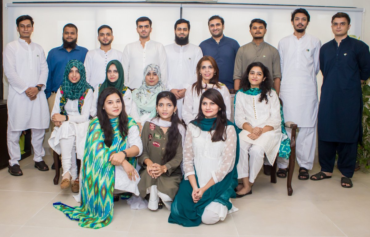 BenchMatrix_'s tweet image. Celebrating optimism and enthusiasm as we commemorate the struggles and joy of freedom. Team BenchMatrix & OctoberNow wish everyone a very happy independence day.
#14thAug #IndependenceDay #BenchMatrix #OctoberNow #Team