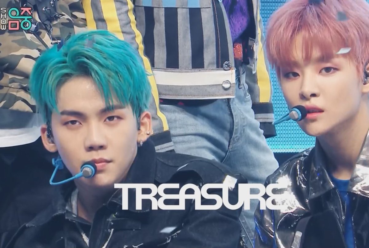 TREASUREunion's tweet photo. Congrats again @treasuremembers for an amazing performance! You rock the stage again! 😭💜

We'll do our best to give you a music show win next week. 
#Treasure_On_MuCore 
#TREASURE https://t.co/NdsRMp1F3V