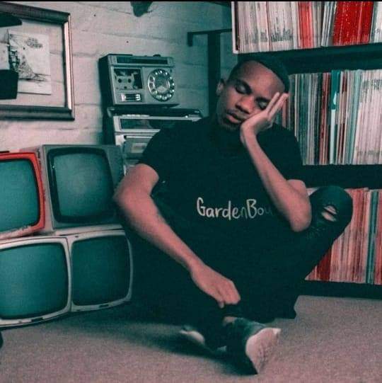 GardenBoy_sa's tweet photo. @GardenBoySA
@MassTheDiffer

Pour a unique, sophisticated flair to your style, because style is statement... https://t.co/dvrT64IuO2