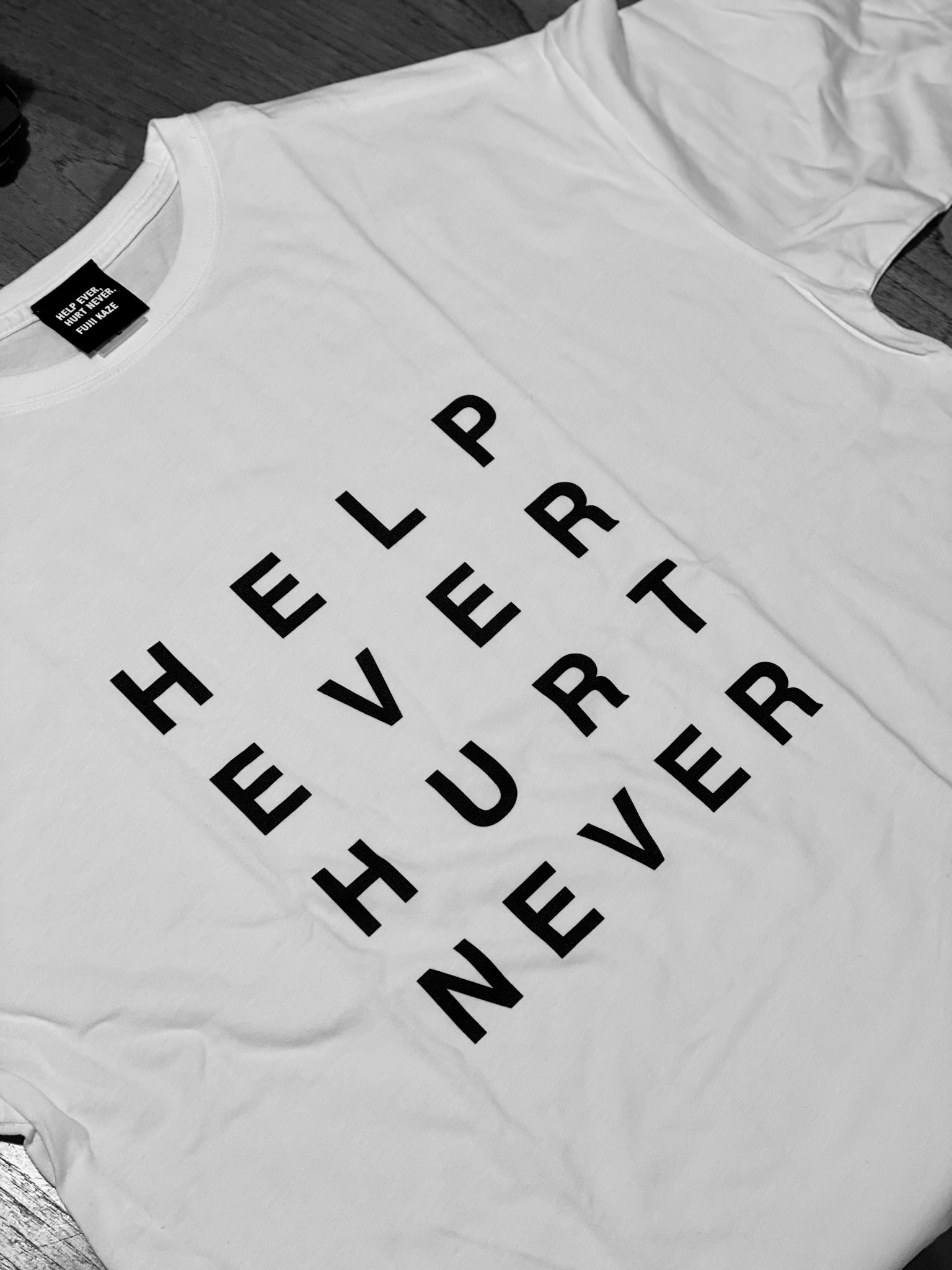 【美品】藤井風 HELP EVER HURT NEVER 顔Tシャツ　Lサイズ 藤井風 HELP EVER HURT NEVER Tシャツ HEHN