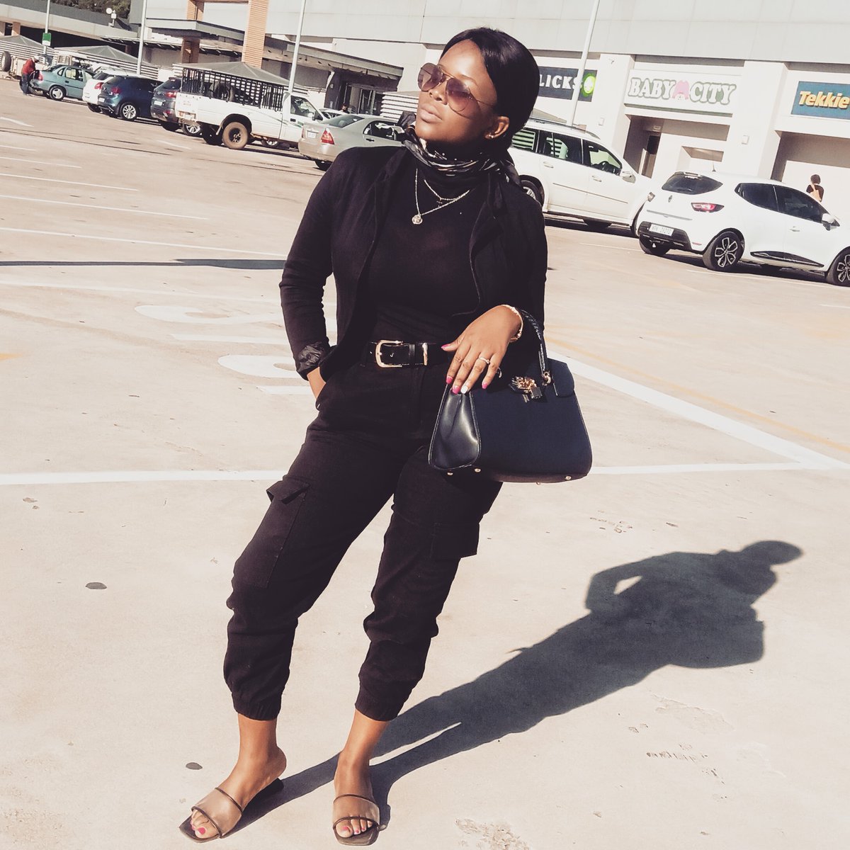 okuhle_presh's tweet photo. 2days to my birthday 😇😇
#augustbabe❤️ https://t.co/JgWgdyK1mV