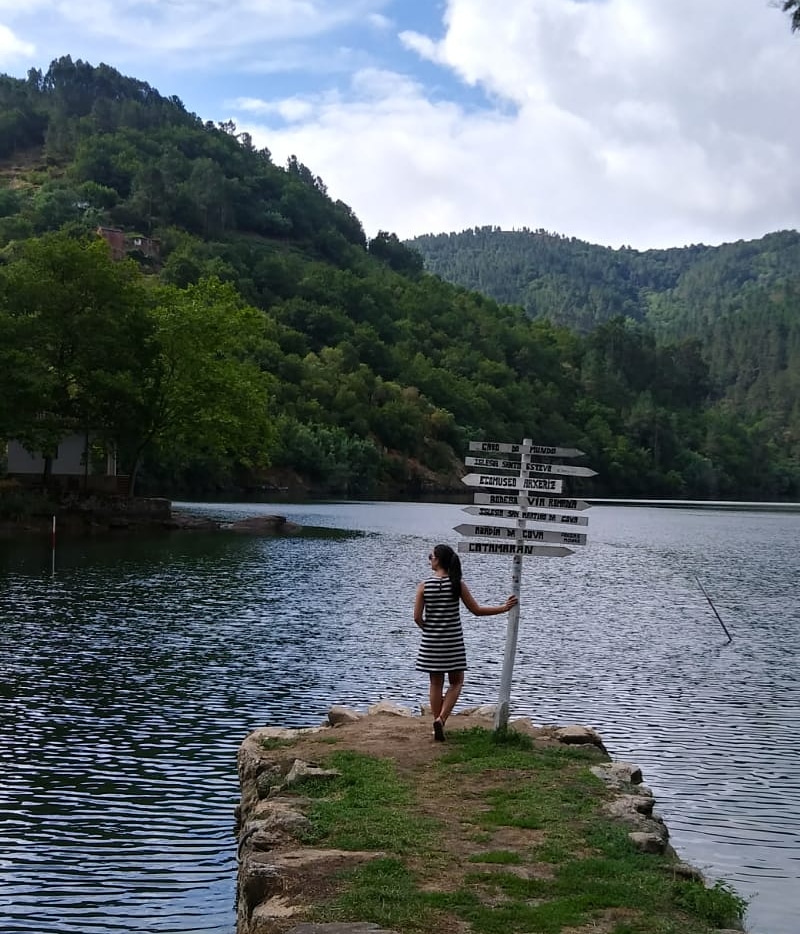 uxia_tizon's tweet photo. El paraíso estaba demasiado cerca.
Ribeira Sacra 🌅
#praiadacova https://t.co/O4Ctxmnin6