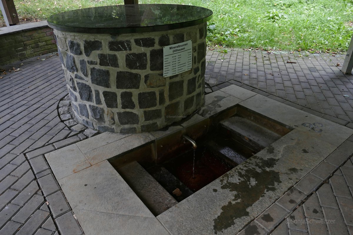 HessenSonja5767's tweet photo. Am #Sauerborn #Waldborn von #Dillhausen ….................. #Mineralbrunnen #Sauerbrunnen #Quelle #Quellwasser #Heilquelle #Wasser #Natur #Mengerskirchen #LimburgWeilburg #Limburg #Weilburg #Westerwald #Mittelhessen #Hessen #Germany https://t.co/OZTNrFzEar