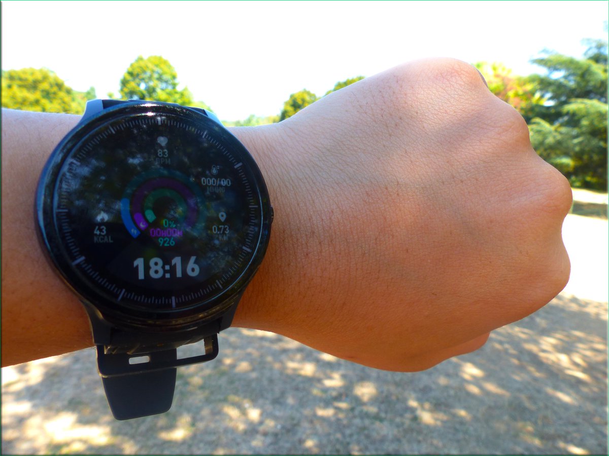 PetolatO's tweet photo. Prêts pour la performance ?
#gokoo #montre #Digital #Marketing #objetsconnectes #sport https://t.co/ip4f80NG55