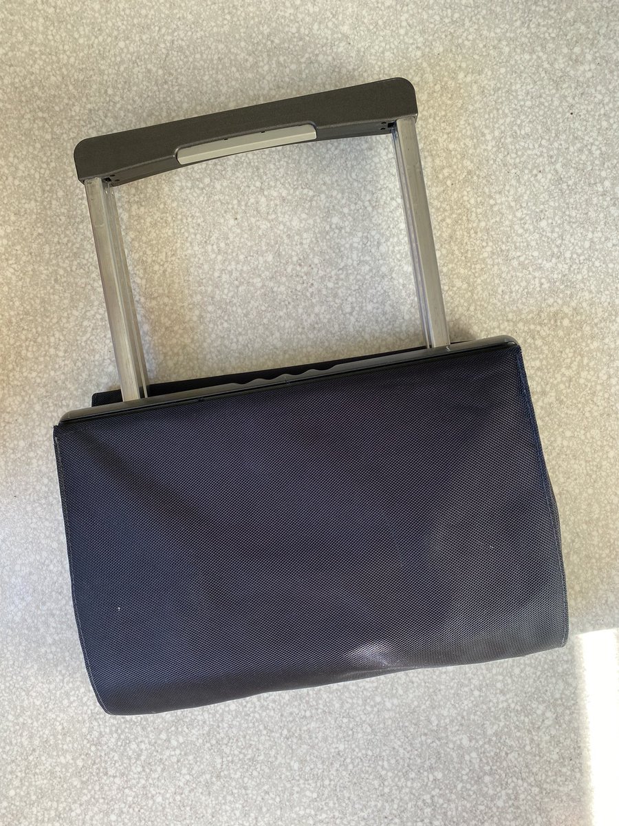 PasserelleCrack tweet media