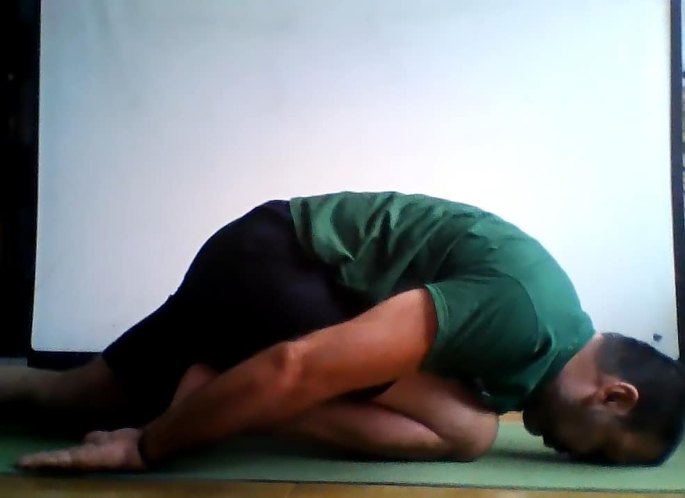 greek_yogi's tweet photo. Saturday morning practice. Openings lungs to let the breath be long and deep in to the belly. Filling up the body with life force 🙏🏽
#yoga #morninggratitude #personalpractice https://t.co/4XX498LgZ8