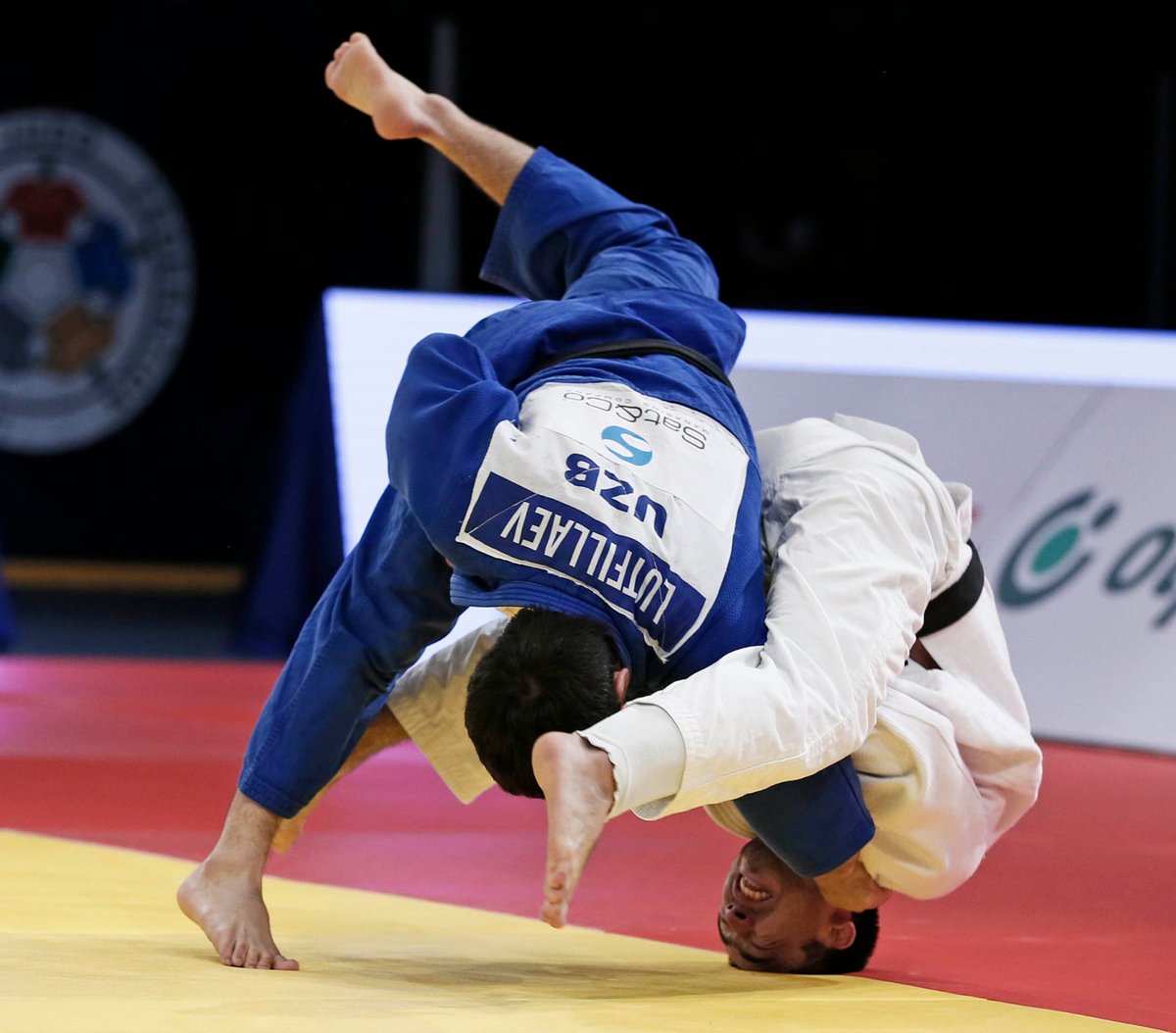 rksvictoriajudo's tweet photo. #76ZIOLO Judoπͺπͺπͺ #Mizuno #Ippon #JudoPasion #Fight #NeverGiveUp #NiceSpendTime #Friends #People #Kappa #adidas #Belt https://t.co/ooUW4US5Xd