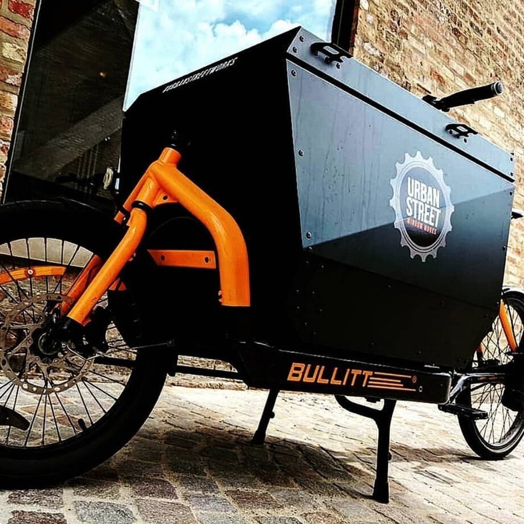 [ENG] Black on orange - looks awesome. It has also been a strong and cleansing combination for 8 years. Congrats!
.
.
[DE] Schwarz auf Orange - sieht toll aus. Es ist auch seit 8 Jahren eine starke und reinigende Kombination. Glückwunsch!
.
.
[ES] Negro sobre naranja: se ve …