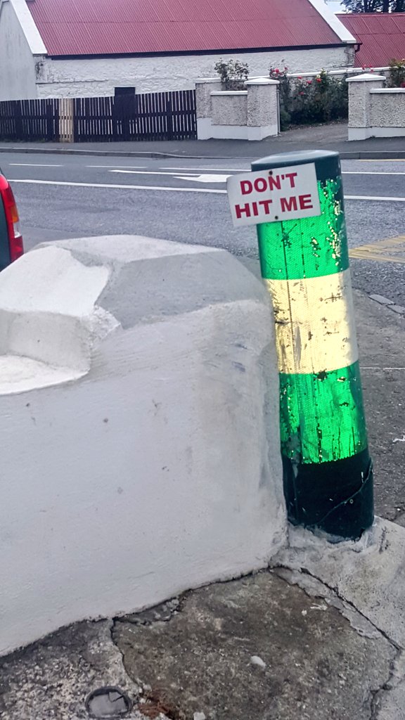 Quentin_OConnor's tweet photo. A Kerry bollard with a bit of attitude! https://t.co/jDBsoHFwm7