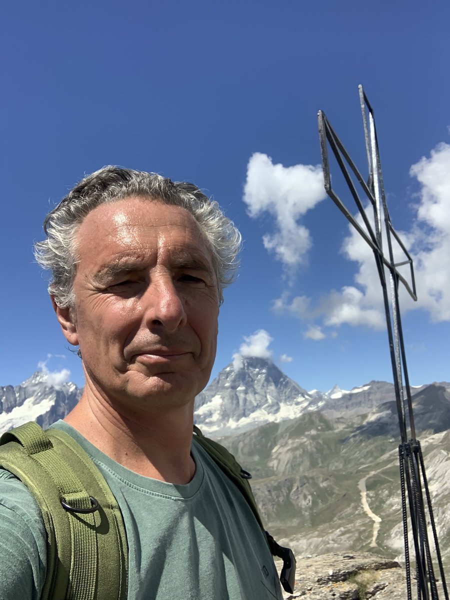 E che il tempo delle ferie possa restituire «il senso di pienezza del presente», quando «nella routine quotidiana il presente è solo quel fugace frangente tra la fatica del passato e la preoccupazione del futuro».