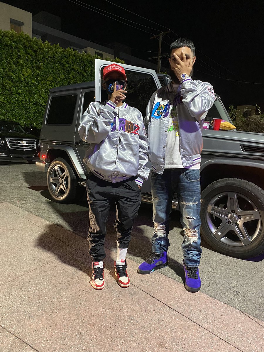 saiat930's tweet photo. she wanna get to knw me she knw im btta bag💰they say #s don’t lie, men & women do 💯 -Dej S/O @DeJLoaf in her Loardz jacket🤞🏽 #Loardz #RYLU #JokesUp https://t.co/e3SNrGliBY