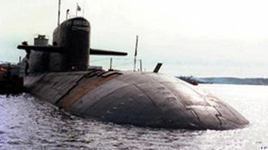 Sputnik V 'nin seri üretimine başlanmış.
Herkesin kafasında bir soru.Olur mu?Olmaz mı?
Ruslarda o kadar da insana değer veren bir kafa var mı?
Yoksa siyasi bir dayatma mı 
Aklıma iki facia geldi. 
1. Batan Rus denizaltısı Kursk geldi.
2. Patlayan nükleer santral Çernobil !!!!