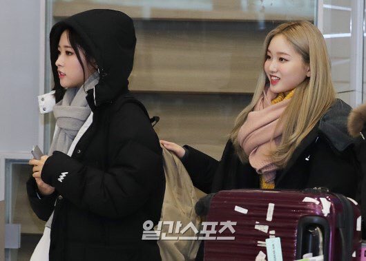 hyewon nation is so weak, you show them these pictures and they start cryingsomeone is cutting onions i am NOT crying