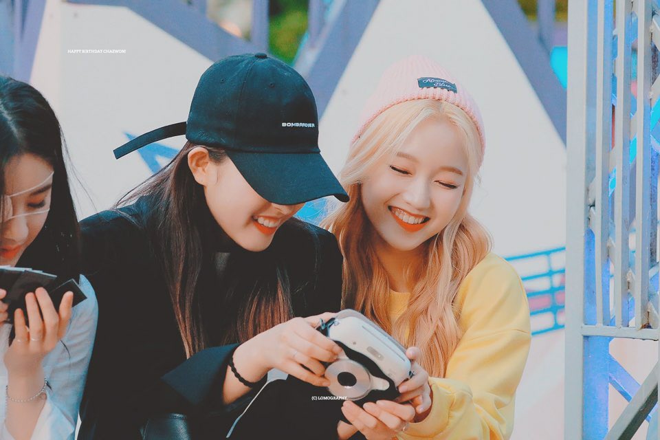 hyewon nation is so weak, you show them these pictures and they start cryingsomeone is cutting onions i am NOT crying