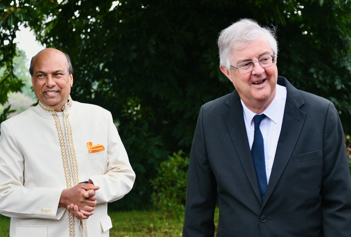 Fantastic #IndiaIndependenceDay and #VJDay75 celebrations at <a href="/cardiffcastle/">CardiffCastle</a> organised by <a href="/hciwales/">Honorary Consul</a> - thanks to @fmwales <a href="/BrigJkFraserRM/">Brigadier Jock Fraser Royal Marines</a>