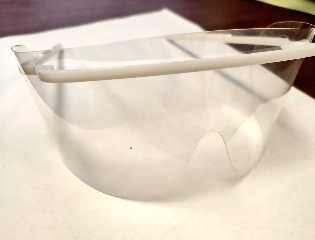 New Path Residents, remember to wear the appropriate protective gear while handling specimens! A few days ago I was sprayed by blood while grossing an otherwise not-very-messy kidney. I was so glad I was wearing the appropriate lab coat and eye protection! <a href="/01sth02/">syed t. hoda</a> <a href="/DrRolaAli/">Rola Ali, MD</a>