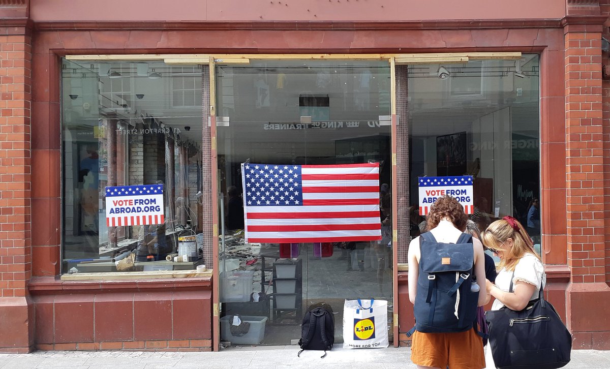 DemsIRL's tweet photo. AMERICANS IN DUBLIN!! Volunteers are on Upper Grafton St.(near former Monsoon shop) to register and help you get your ballot!! Stop by and see us! #vote #election2020 #votefromabroad
@vfaglobal @DemsAbroad https://t.co/axv0EevM5P