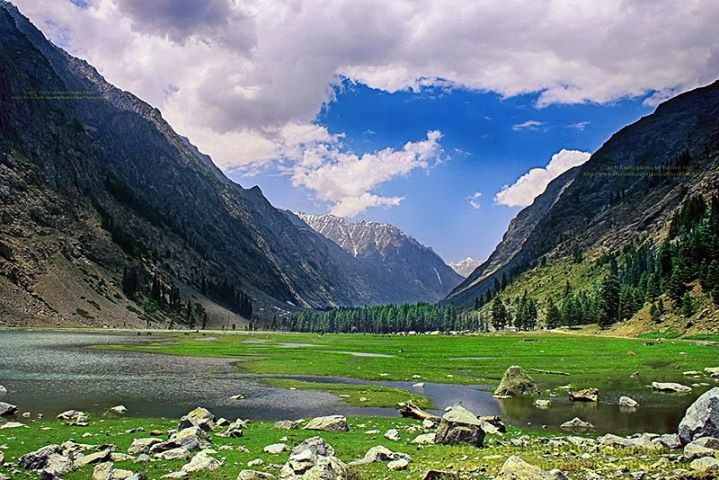 arya_amsha's tweet photo. Su-vāstu (Swat Valley), ancient Vedic Arya land.

The modern Swat-Valley in now Pak-i-stan has an etymology from Rigvedic Sanskrit, just like a lot of other toponyms and hydronyms in the North-West of Aryavarta. https://t.co/RzJvYRkbQ3