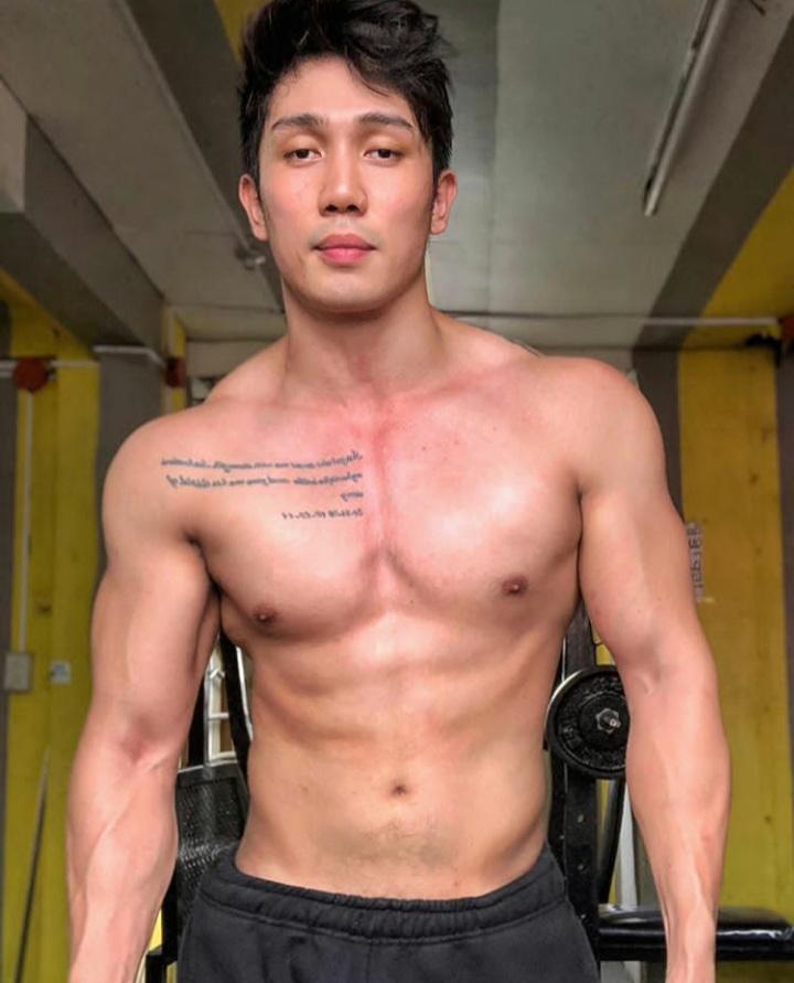 MakisigPinoy's tweet photo. IG: davidyap07 ⬇️⬇️⬇️
https://t.co/bH12f02k8U
.
.
.
@MakisigPinoy #hotpinoy #pinoysexiest #fitness #fitnessmodels #fitnessmotivation #sexypinoy #fitspiration #pinoybae 
#pinoyfitness #pinoygram #asianboy #hotasian #hunk #pinoyhunks
CTTO https://t.co/8IuLASX1eT