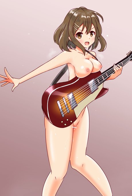 唯「クールビズ演奏!!」 