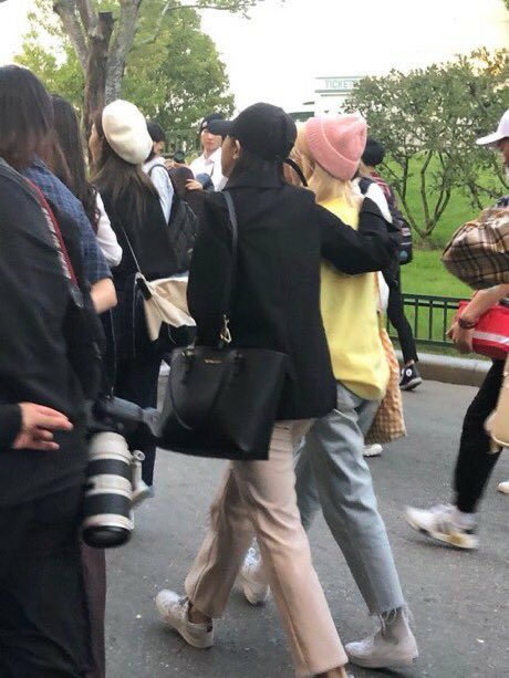 the absolute softest hyewon thread let’s go 