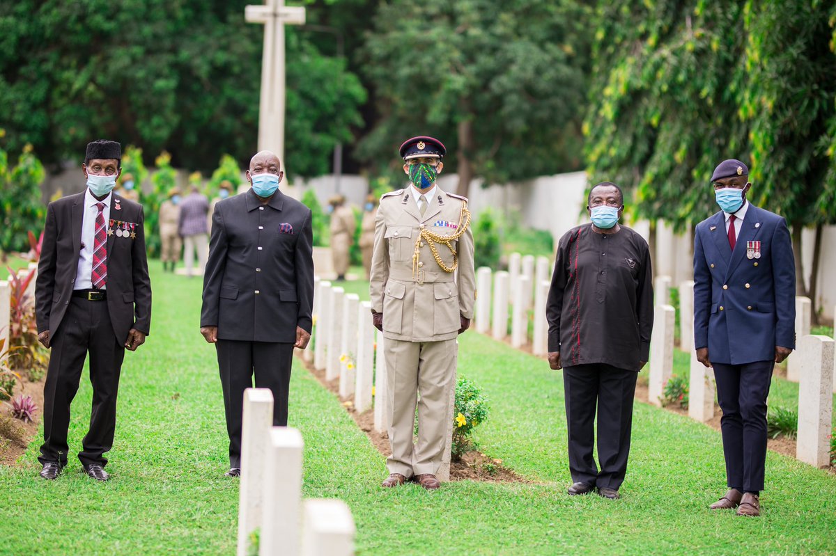 DerrickCobbinah's tweet photo. For #VJDay I joined the @UK_DAAccra @pte_hammond and the Chairman and Director @GhVeterans to lay a wreath at the Christiansborg Cemetery #VJ75 #VJDay75 https://t.co/ce9BhqvBXY