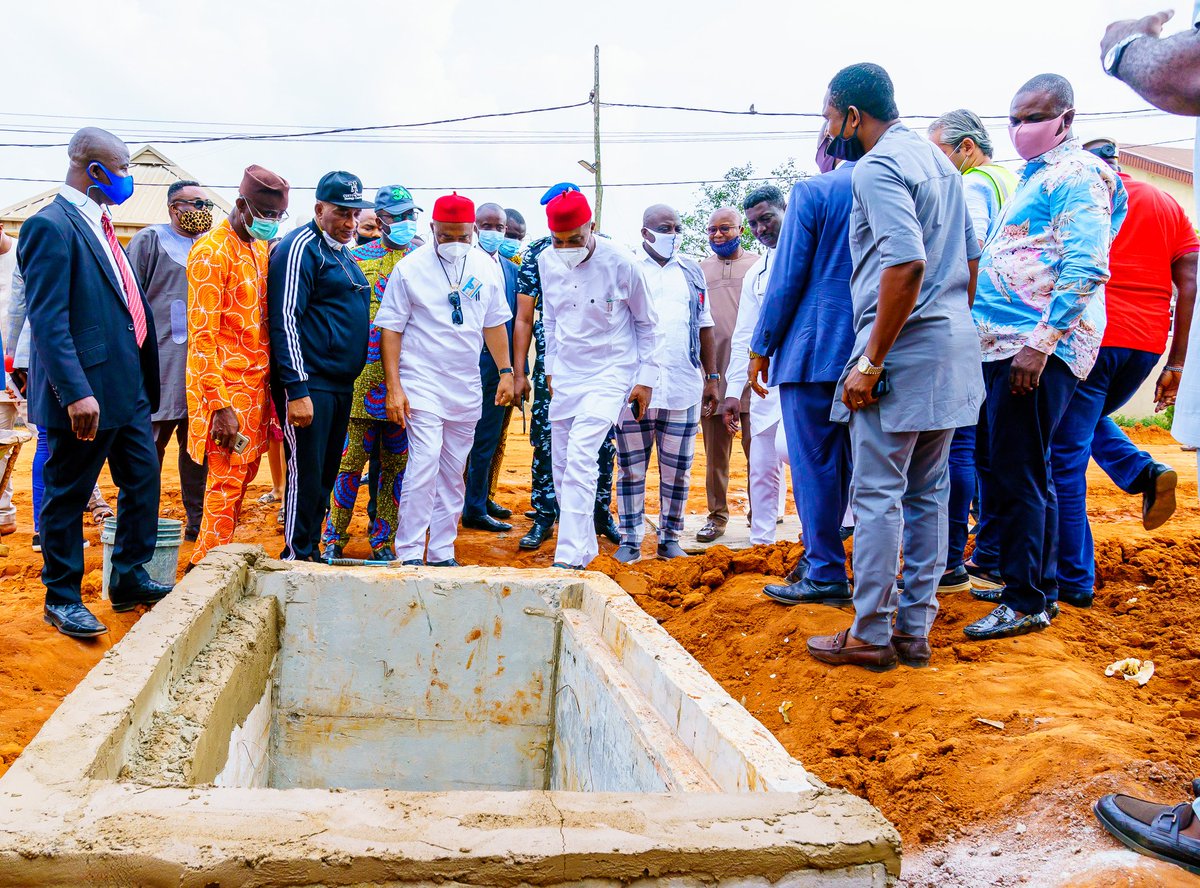 Hope_Uzodimma1's tweet photo. 1/In a related development, we seized the opportunity of commissioning some of the roads we have completed in Imo to also inspect several other on-going and nearly completed road projects, including canals and drainages. https://t.co/Y6rfx2Bfh2