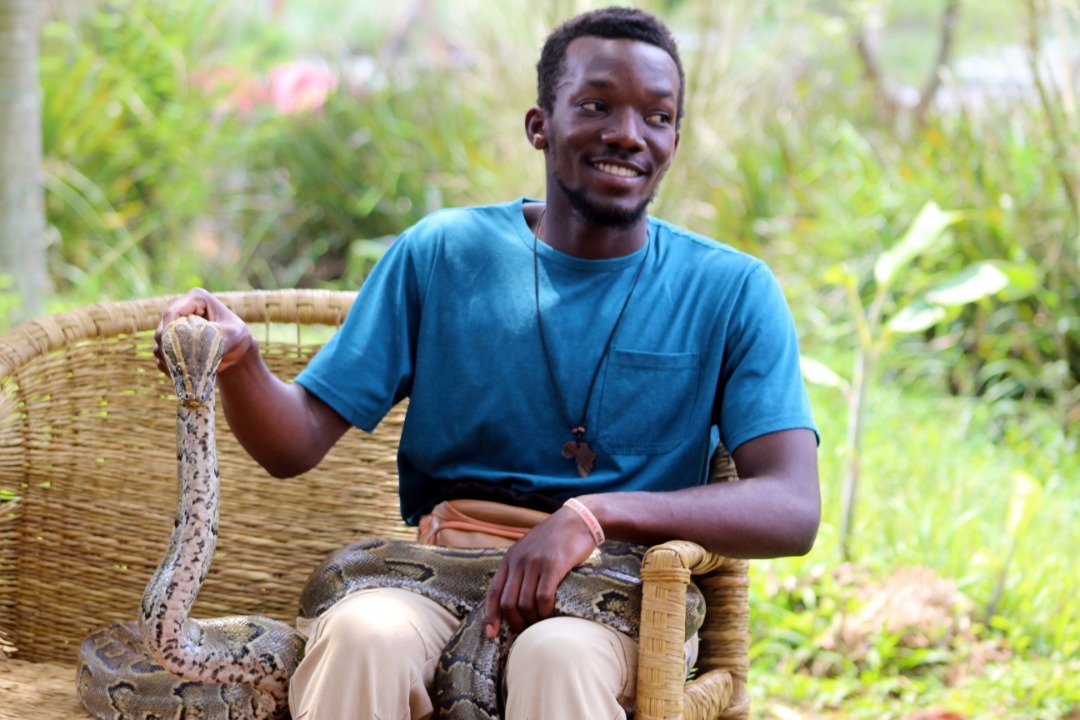 MarvinTheGuide's tweet photo. Welcome to the #SnakeWorld
@UgandaReptileVillage
🐍🐍🐍🐍🐍🐍🐍🐍🐍🐍🐍 https://t.co/MlMMFmkALY