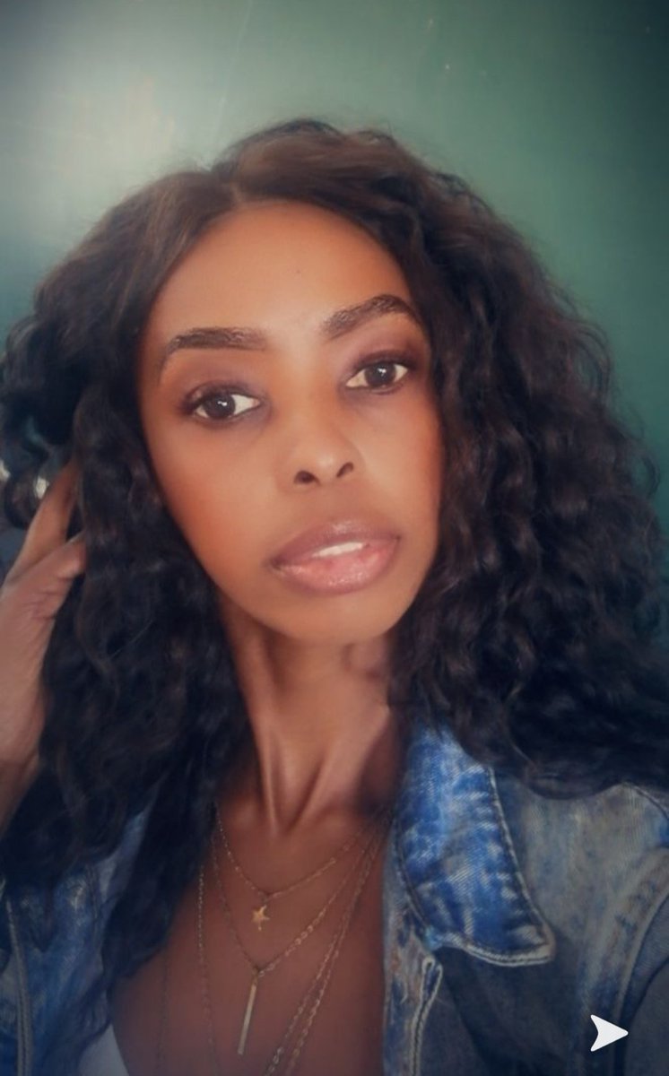 #cyrilramaphosa
New account, kindly follow 🤗 help a girl get back on her feet 😘