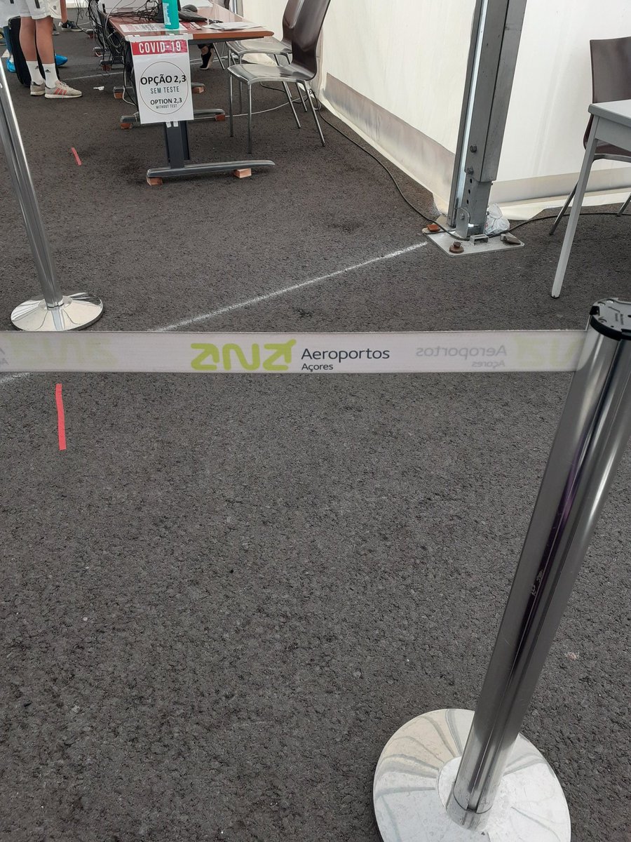 You can arrive without a test and get tested for covid on arrival, but you need waiting for the result. Almost no one does that. You need to submit the negative result as well, you can do online before arriving but also almost no one does that: if you do you are fast tracked.2/n &ndash; bei  Chegadas Aeroporto João Paulo Ii