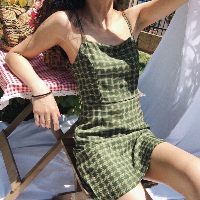 Slytherin girls summer vibes outfit. What would you prefer?