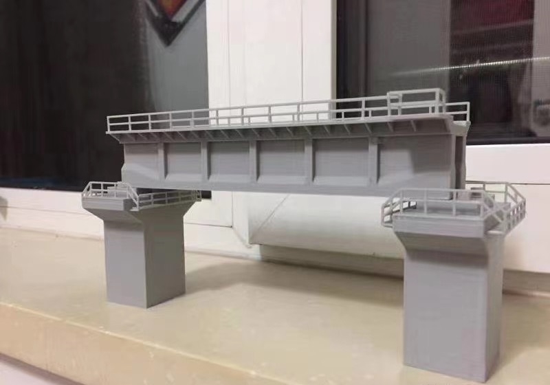 FloreZwx's tweet photo. 3D printed railway bridge model to customize the site for photographing.

#3dprinting #scalemodel #modeltrain #resinprinting #resintoys #3dprint #garagekit https://t.co/BeOxzE1Joj