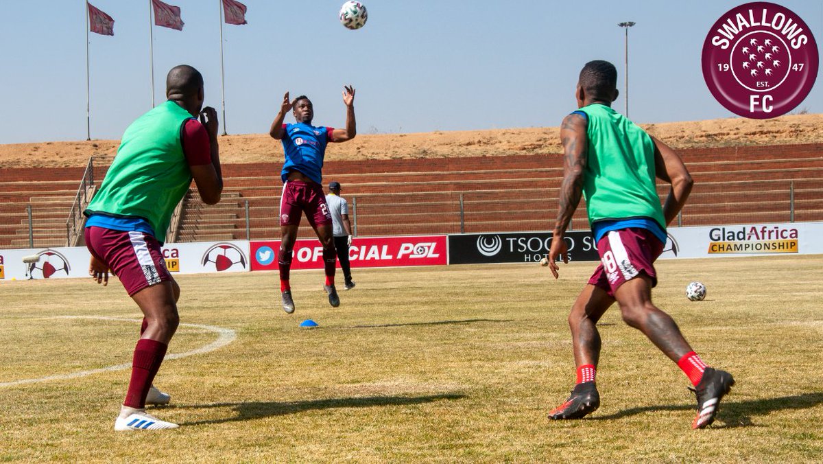 Moroka_Swallows's tweet photo. Warm up done.we wait for kick off
#MorokaSwallows
#LennaKeleSwaiswai
#SwallowsKings
#MorokaSwallows
#DubeBirds
#UpTheBirds
#SupportSwallows https://t.co/bd4NPPfJm2