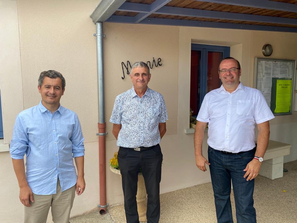 Gerald Darmanin On Twitter Heureux Avec Olivierdam1 D Etre Venu Saluer Le Maire De Montaut Et Son Conseil Municipal Joli Village De 250 Habitants Dans Ce Beau Departement Du Lot Et Garonne Https T Co Pi4l2d9xny